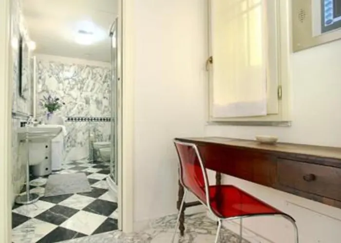 Leonardo Al Duomo - Charming Italy Tour Apartmán Florencie